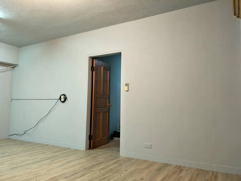 台北木紋塑膠地磚及油漆施做