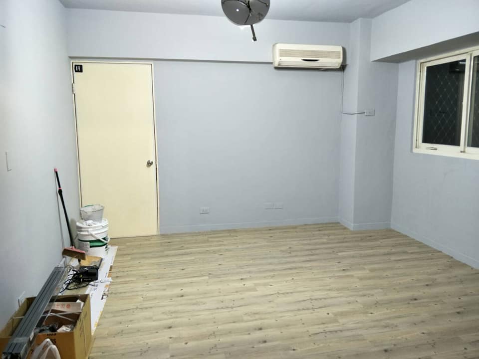 台北木紋塑膠地磚及油漆施做